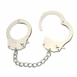 Metal Handcuffs, Silver -Smiffys Shop 14e58fdf92937c03af77b99b3ec4a4e f9d451c43e